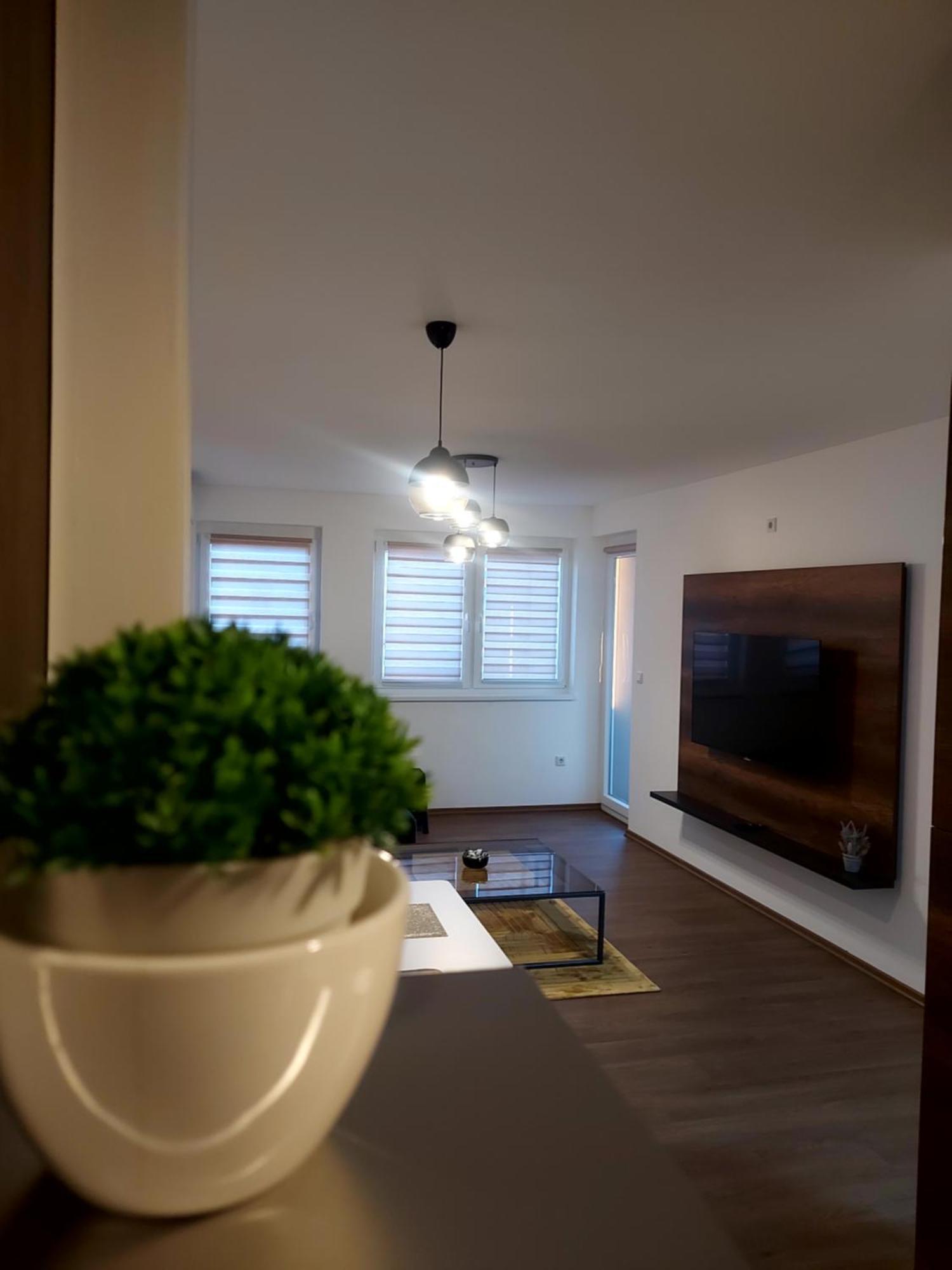 Pinocchio Apartment Bihac Exterior photo