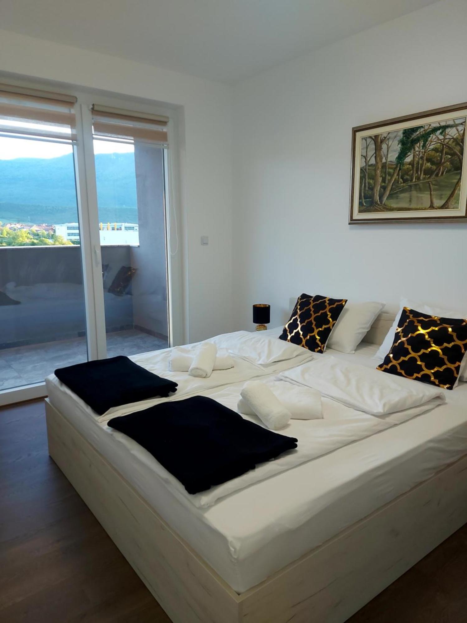 Pinocchio Apartment Bihac Exterior photo